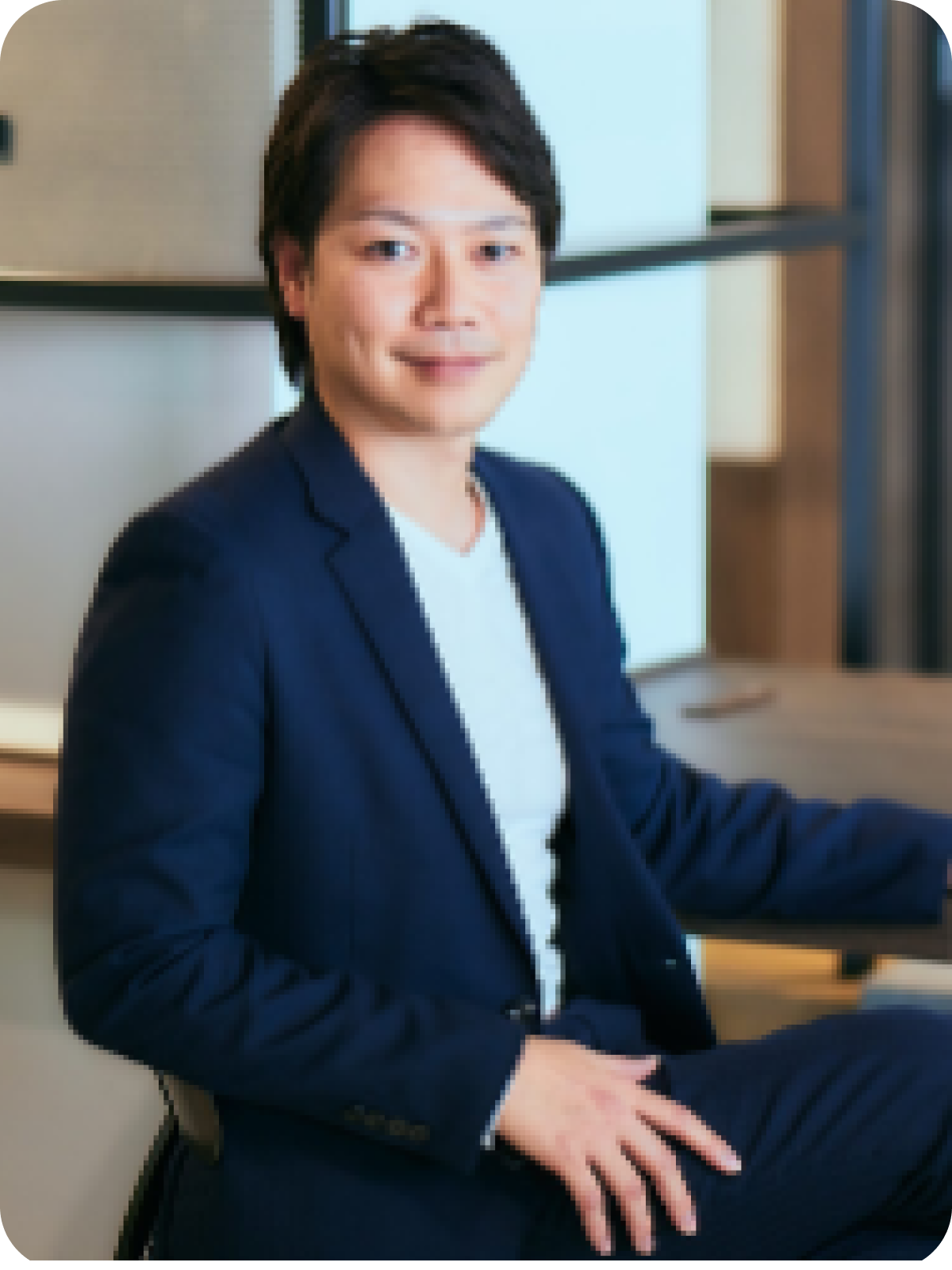 三井 文 氏