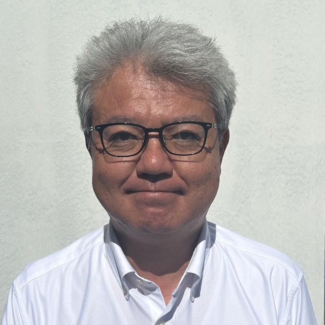 本庄谷 智 氏